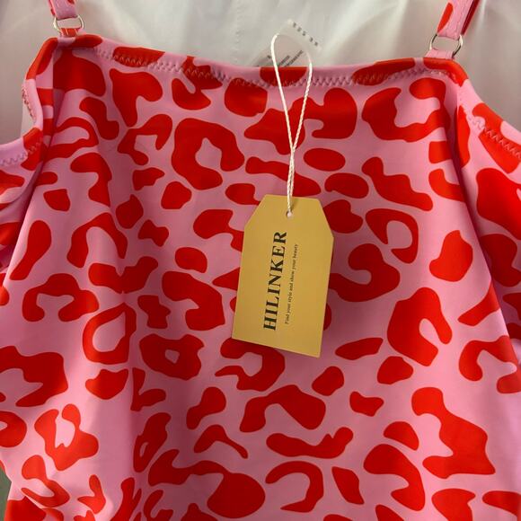 NWT Women's One PIece Leopard Print Bathingsuit - Picture 2 of 6